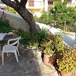 Oneiro House شقة