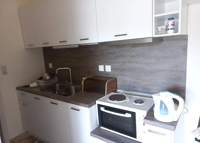 Oneiro House *