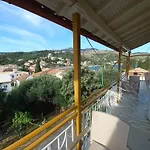 Oneiro House