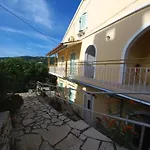 Oneiro House Daire Kassiopi